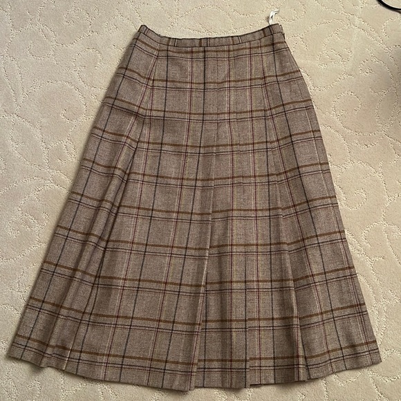 Vintage Dresses & Skirts - Vintage Brown Plaid Skirt